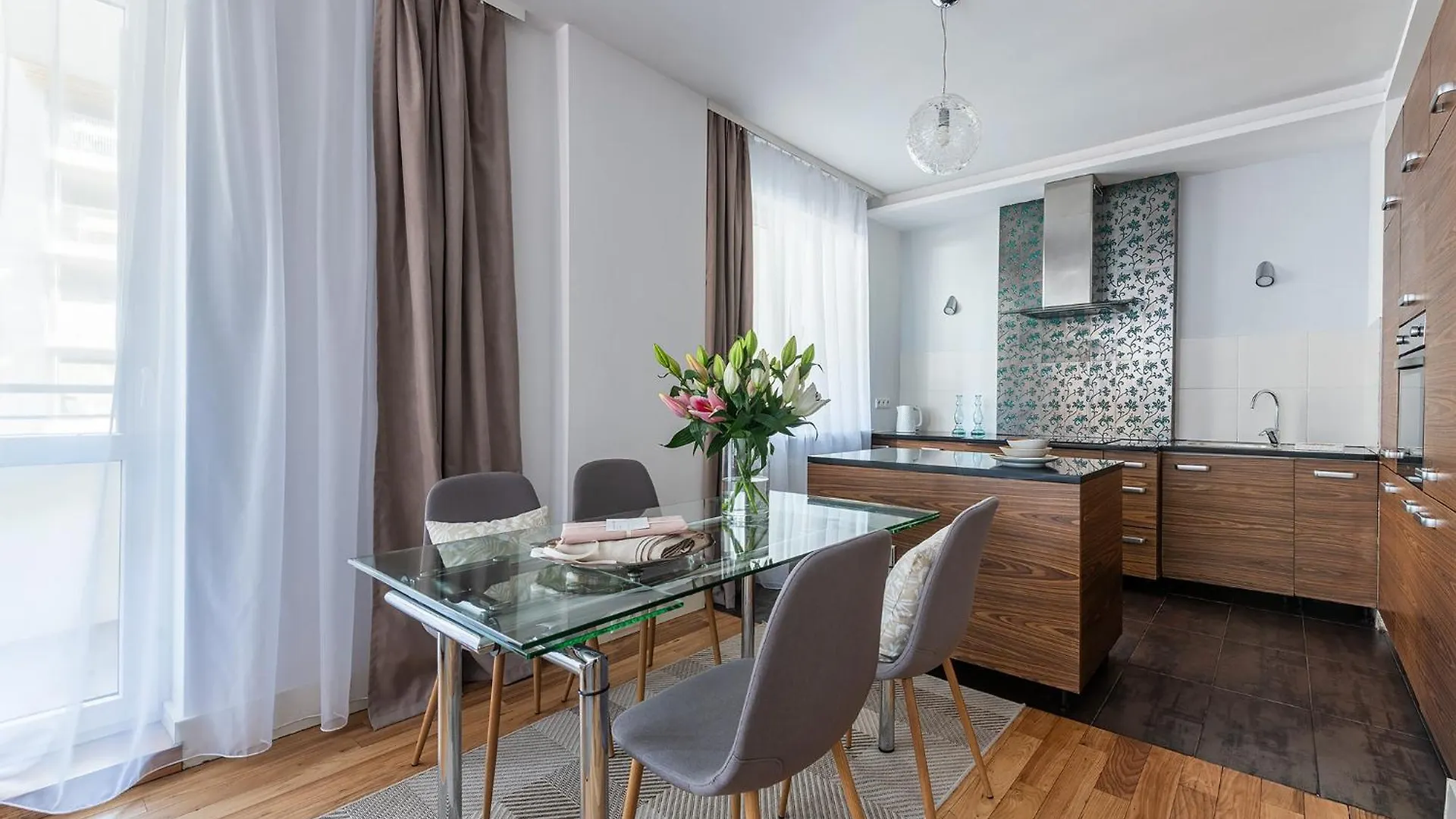 Sadyba Apartament Warszawa Polska